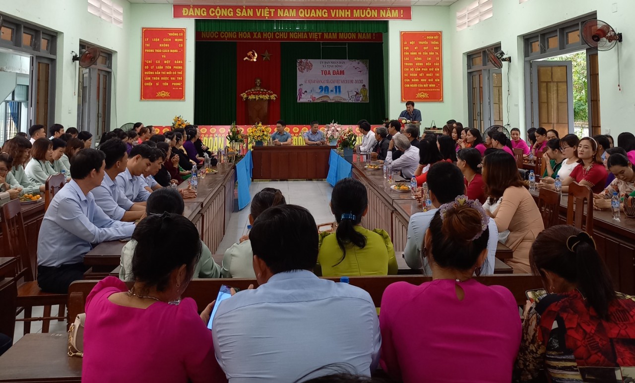 Tọa đàm Kỷ niệm 40 năm ngày Nhà giáo Việt Nam (20/11/1982 - 20/11/2022)